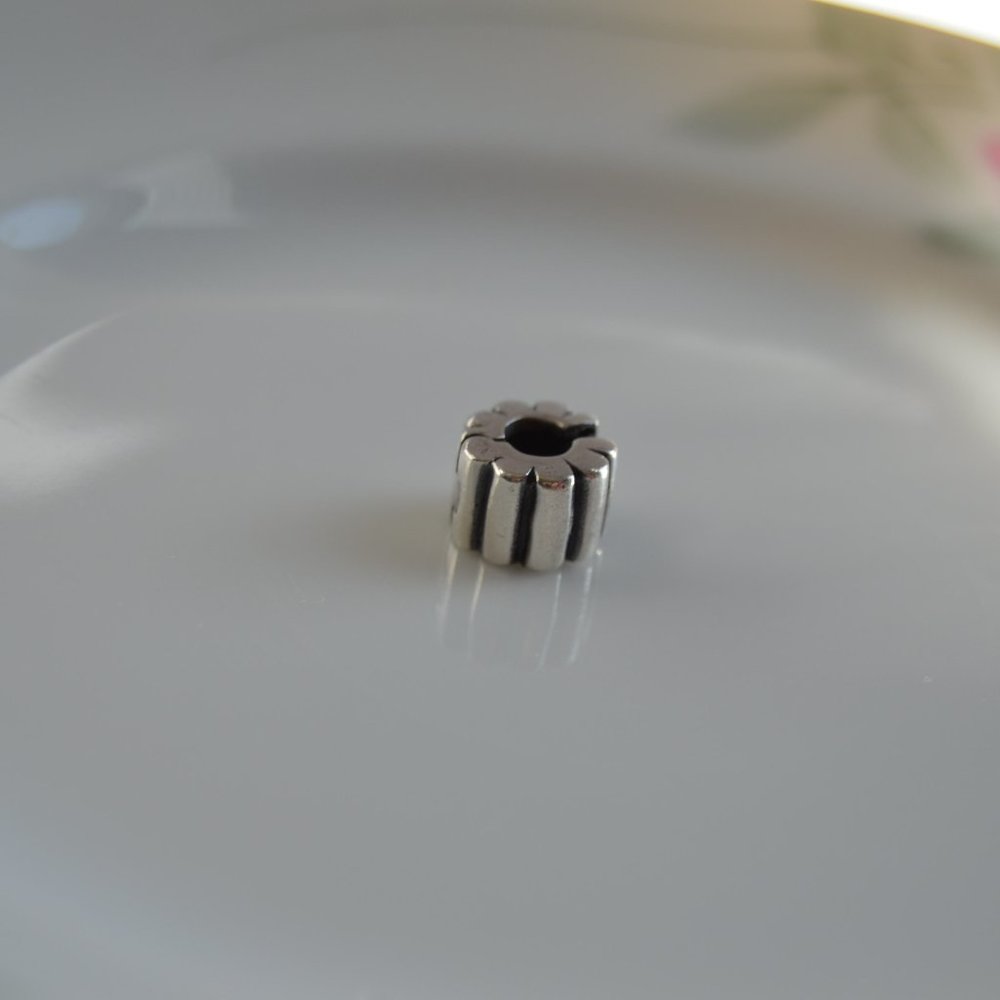 Pandora Sterling Clip